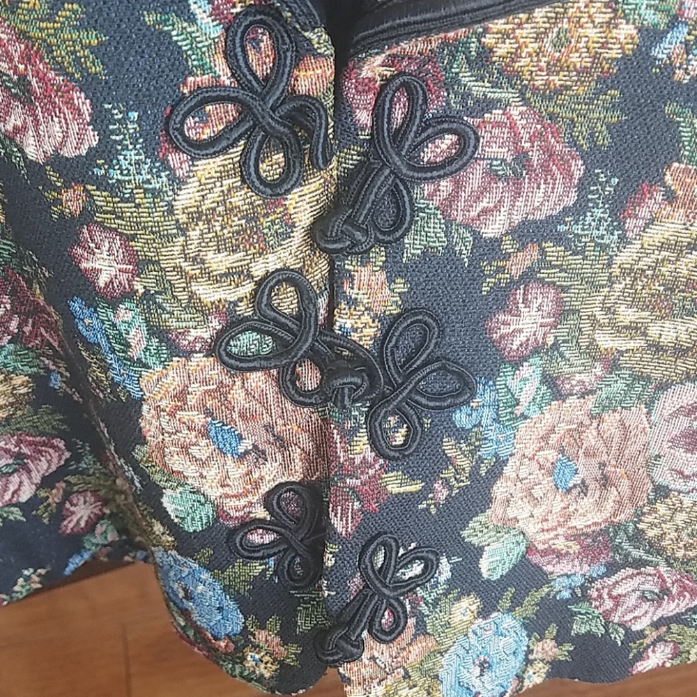 Jacket - Picture 4 of 6